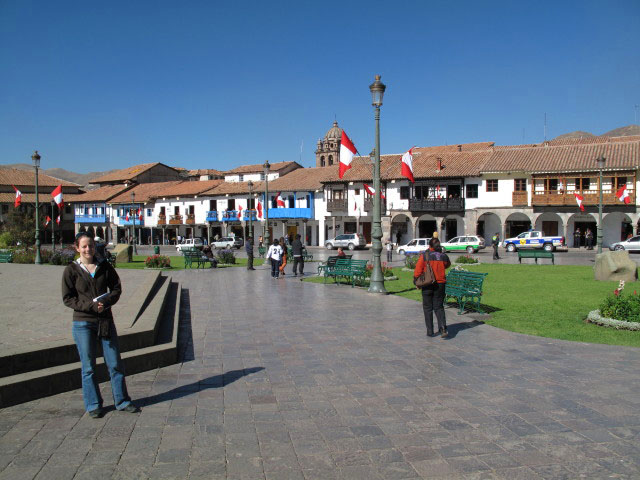 Daniela auf der Plaza de Armas in Cusco, 3.399 m (21. Juli)