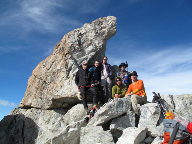 Harald, Norbert, Daniela, Valentin, Roland und ich am Cerro Wila Lluxita, 5.244 m (26. Juli)