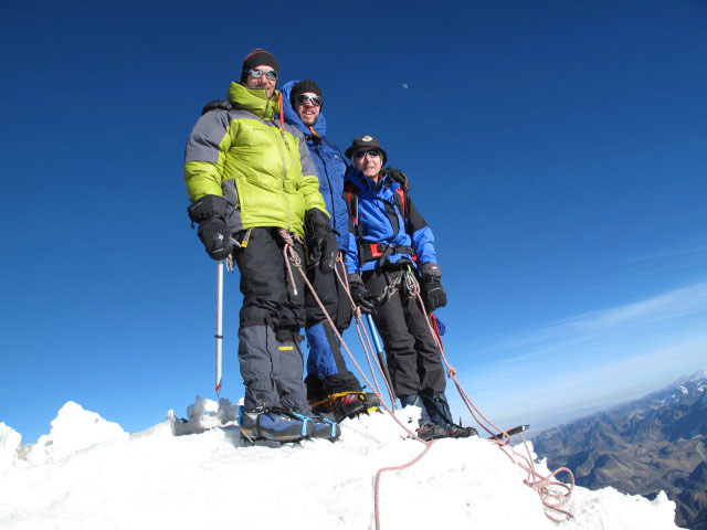 Roland, Norbert und ich am Huayna Potosi, 6.088 m (1. Aug.)