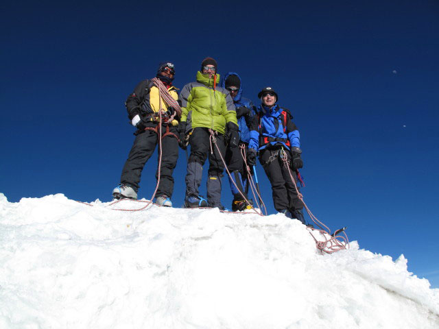 ?, Roland, Norbert und ich am Huayna Potosi, 6.088 m (1. Aug.)