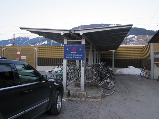 Bahnhof Saalfelden, 728 m