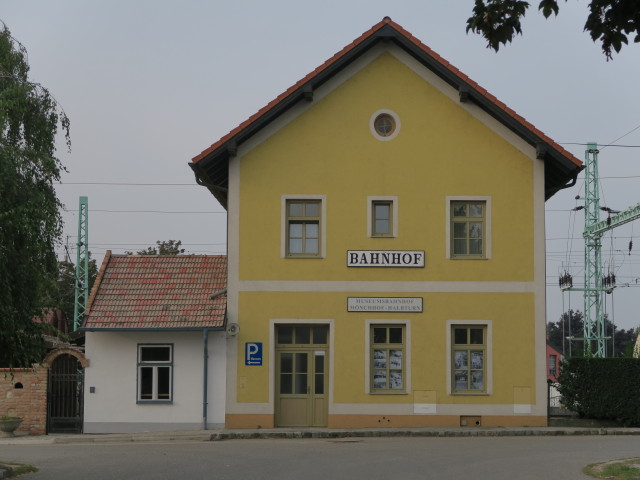 Bahnhof M&ouml;nchhof-Halbturn, 125 m