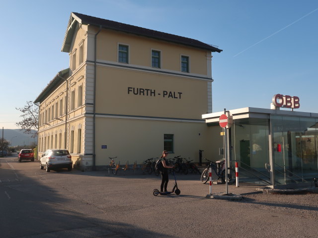 Sabine beim Bahnhof Furth-Palt, 203 m