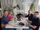 Ich, Mama, Papa und Markus in Markus Wohnung (10. Feb.)
