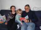 Sabine, Nils und Papa in unserer Wohnung