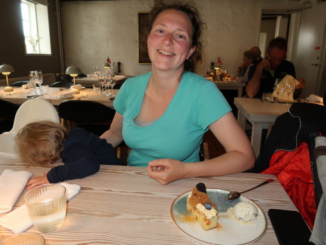 Nils und Sabine im Restaurant Den Gyldne Okse in Viborg (22. Mai)