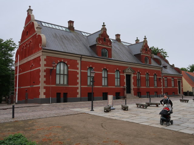 Nils und Sabine beim Ribe Kunstmuseum (28. Mai)
