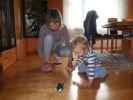 Mama und Nils im Haus meiner Eltern