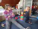 Mama und Nils im Haus meiner Eltern (20. Okt.)