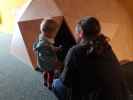 Nils und Sabine in der Ausstellung 'Eiszeit' im Museum Mistelbach