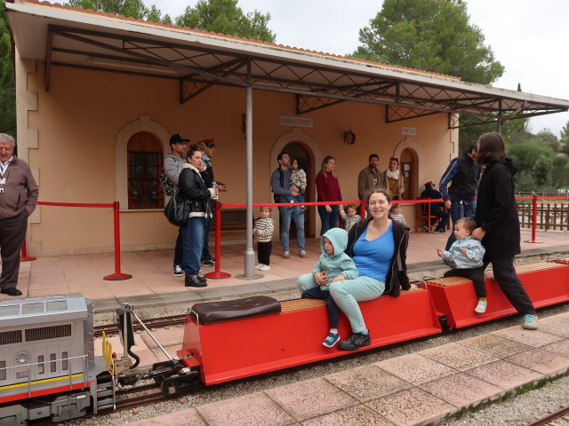 Nils und Sabine im Parc Ferroviari i Museu de les Illes Balears in Es Ca&uuml;lls (16. Nov.)