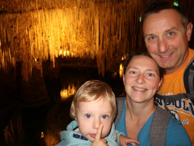 Nils, Sabine und ich in den Coves del Drac in Porto Cristo (17. Nov.)
