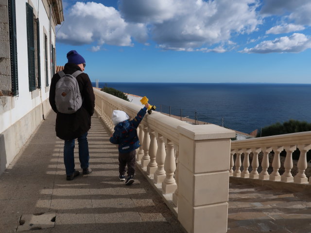 Sabine und Nils beim Far de Formentor, 167 m (28. Nov.)