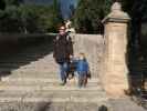 Sabine und Nils am Cami del Calvari in Pollen&ccedil;a (27. Nov.)