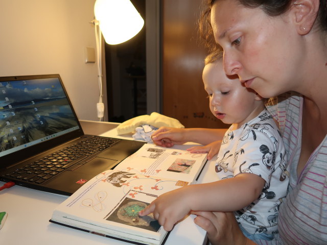 Nils und Sabine in unserer Wohnung (2. Juli)