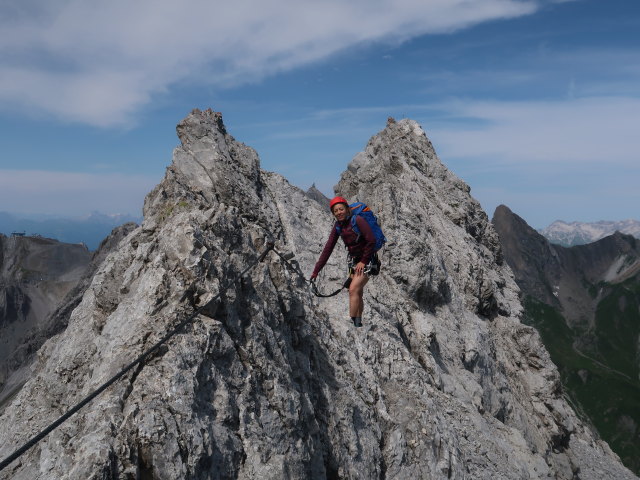 Arlberger Klettersteig: Angela zwischen Wei&szlig;schrofenspitze und Lisunspitze (19. Juli)