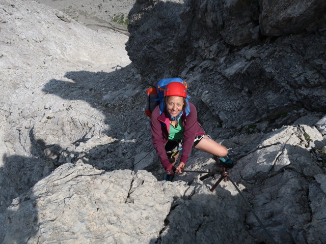 Arlberger Klettersteig: Angela zwischen Wei&szlig;schrofenspitze und Lisunspitze (19. Juli)