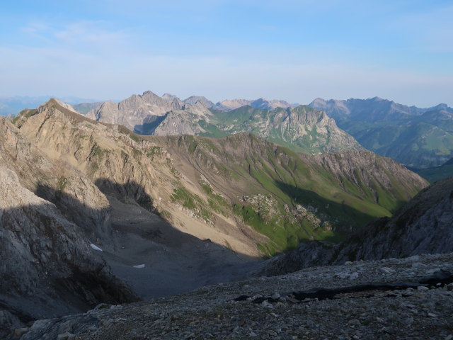zwischen Mittelstation der Vallugabahn und Stuttgarter H&uuml;tte (20. Juli)