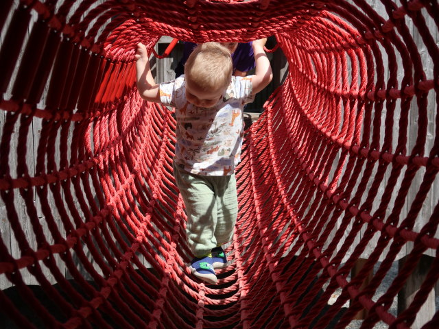 Nils und Sabine am Spielplatz