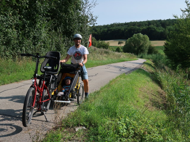 Nils und ich zwischen Niederkreuzstetten und Hautzendorf