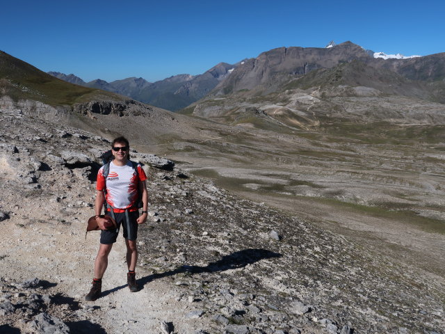 Ronald am Klagenfurter Jubil&auml;umsweg zwischen Rossscharte und Wei&szlig;enbachscharte (8. Aug.)