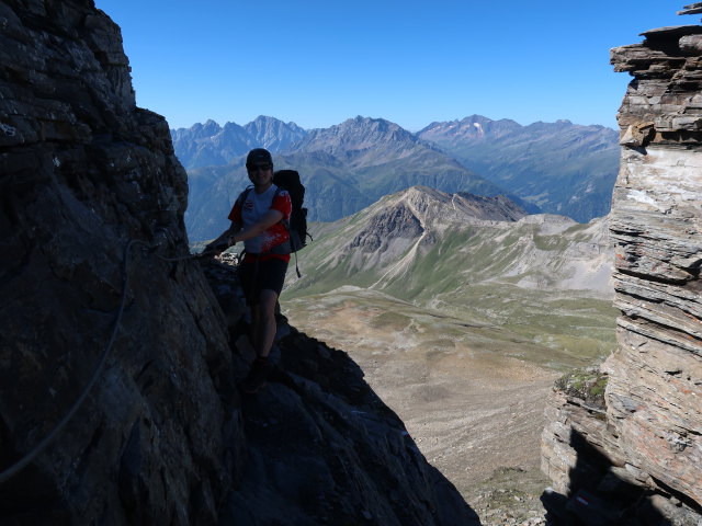 Ronald am Klagenfurter Jubil&auml;umsweg zwischen Wei&szlig;enbachscharte und Hinterem Modereck (8. Aug.)