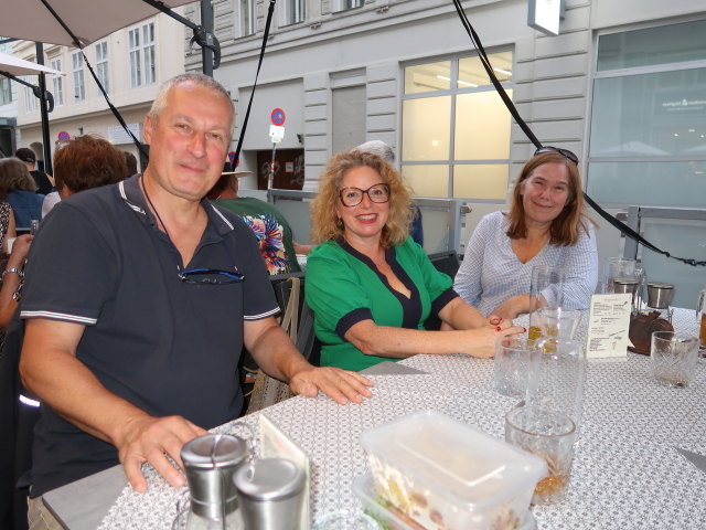 Erich, Angelika und Cornelia im Jonathan & Sieglinde