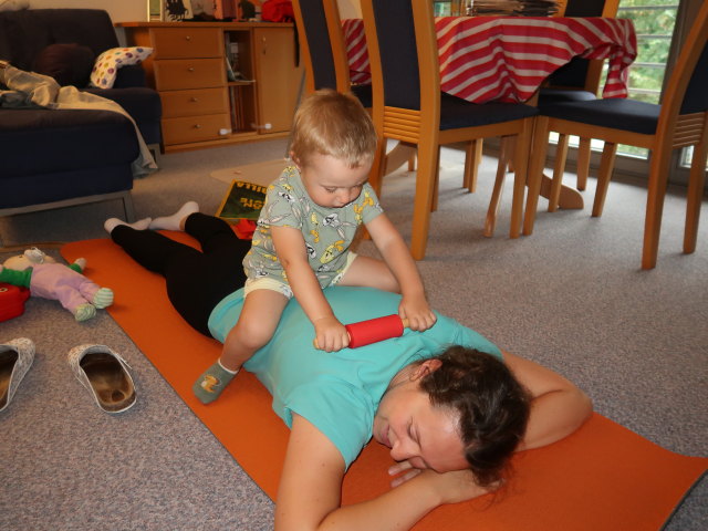 Nils und Sabine in unserer Wohnung