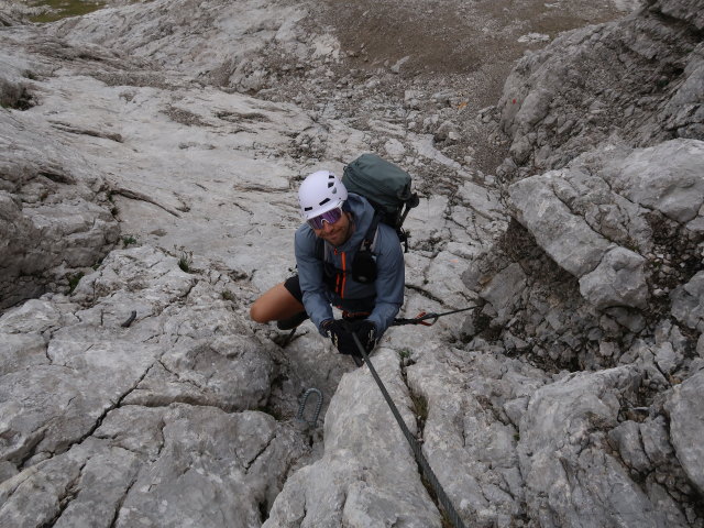 Kaisersch&uuml;tzen-Klettersteig: Christoph zwischen Abzweigung Kleine Halt und Steigbuch (24. Aug.)