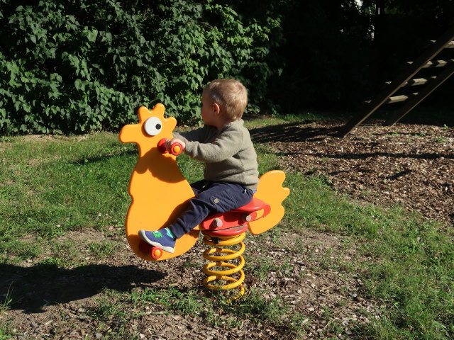 Nils am Spielplatz H&ouml;flein