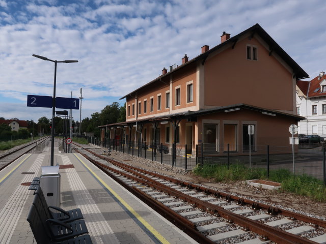 Bahnhof Langenlois, 217 m