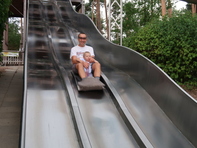 Ich und Nils im Abenteuergarten