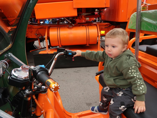 Nils am Mistplatz Hernals