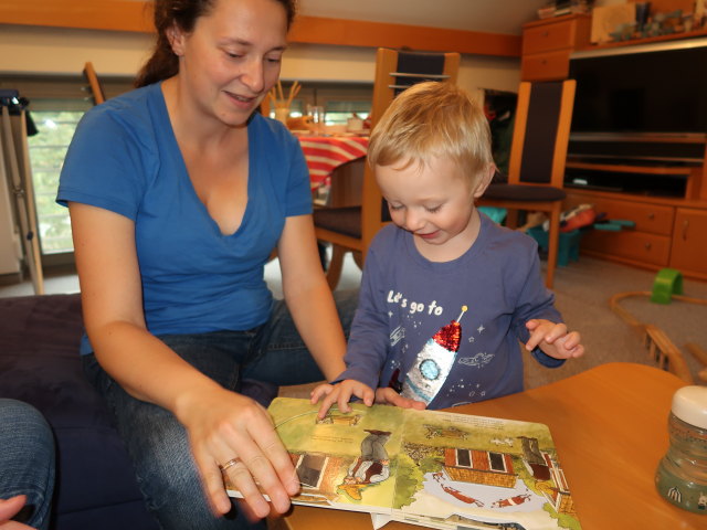 Sabine und Nils in unserer Wohnung