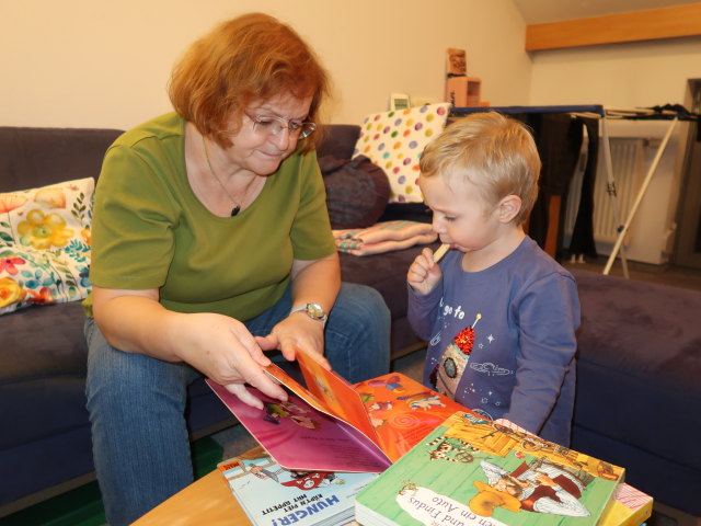 Brigitte und Nils in unserer Wohnung