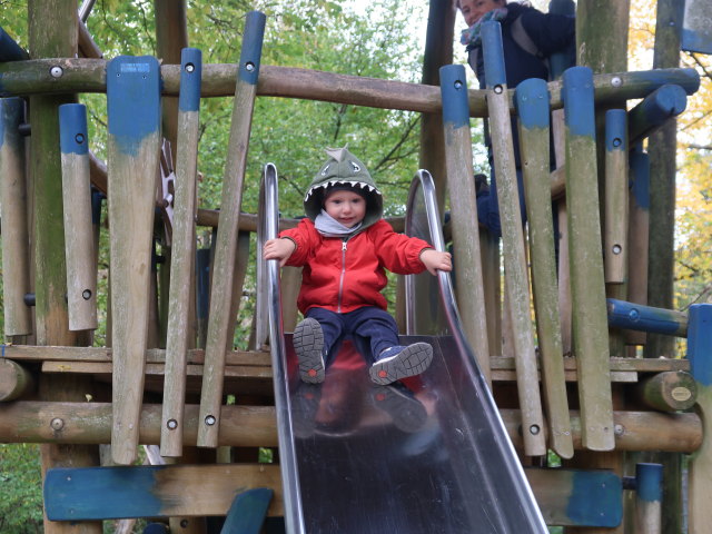 Nils und Sabine am Abenteuerspielplatz