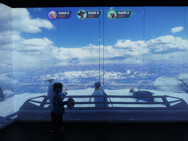 Nils in der Ausstellung 'Planet der Tiere'