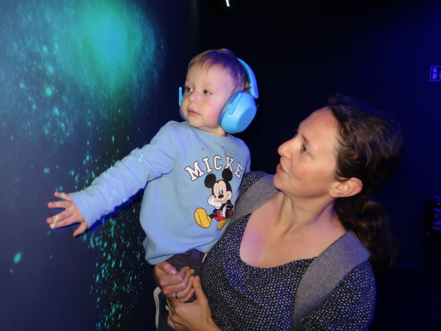 Nils und Sabine in der Ausstellung 'Planet der Tiere'