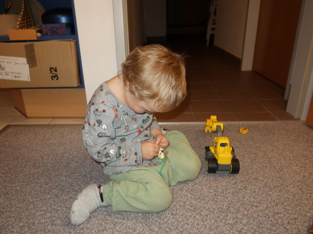 Nils in unserer Wohnung