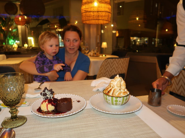 Nils und Sabine im Restaurant La Piazzetta in Port d'Andratx (24. Nov.)