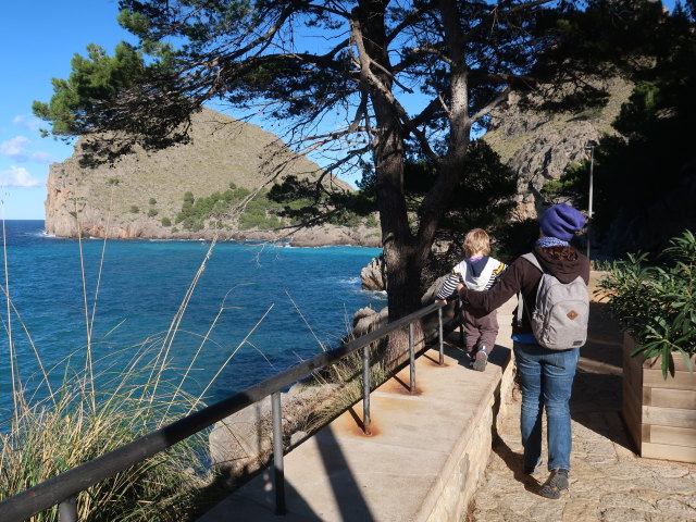 Nils und Sabine in Port de Sa Calobra (26. Nov.)