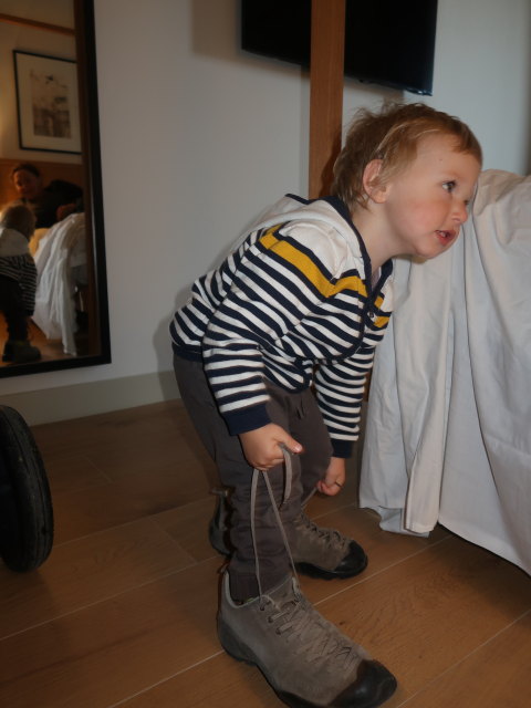 Nils im Mon Boutique Hotel in Pollen&ccedil;a (27. Nov.)