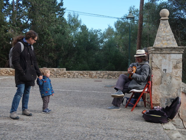 Sabine und Nils am Puig del Calvari in Pollen&ccedil;a (27. Nov.)