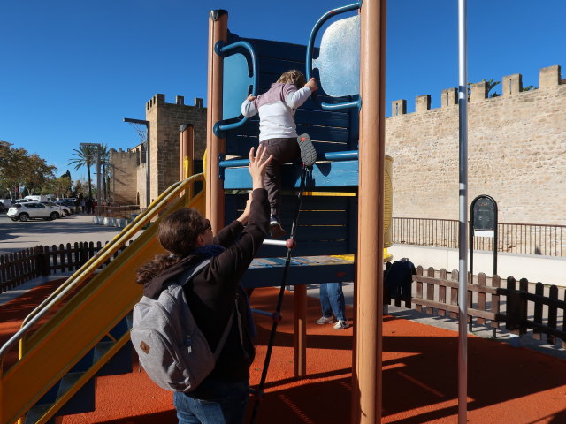 Sabine und Nils bei den Murades d'Alc&uacute;dia (29. Nov.)