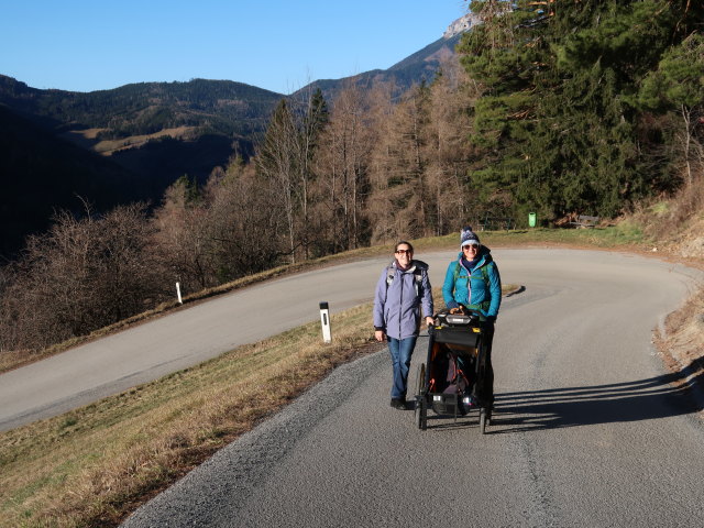 Sabine und Ursa zwischen Orthof und Speckbacherh&uuml;tte