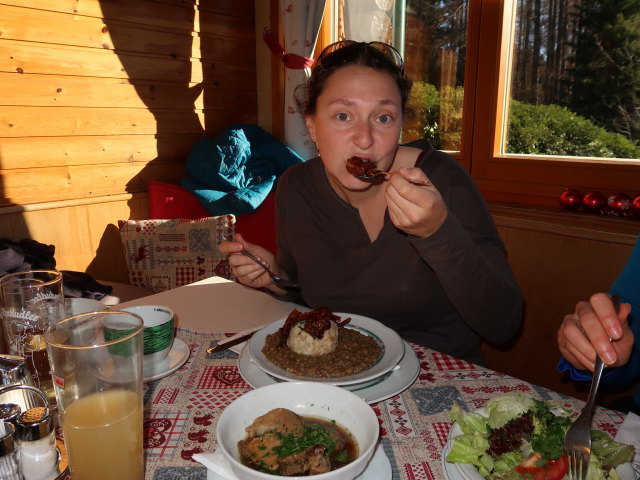 Sabine in der Speckbacherh&uuml;tte, 1.094 m