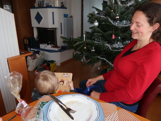 Nils und Sabine im Haus meiner Eltern (24. Dez.)