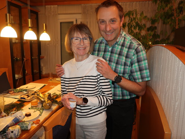 Mama und ich im Haus meiner Eltern (24. Dez.)