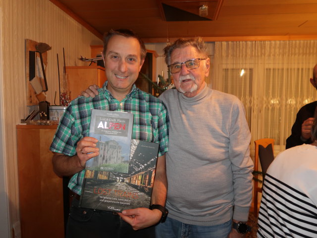 Ich und Papa im Haus meiner Eltern (24. Dez.)