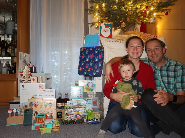 Nils, Sabine und ich in unserer Wohnung (26. Dez.)